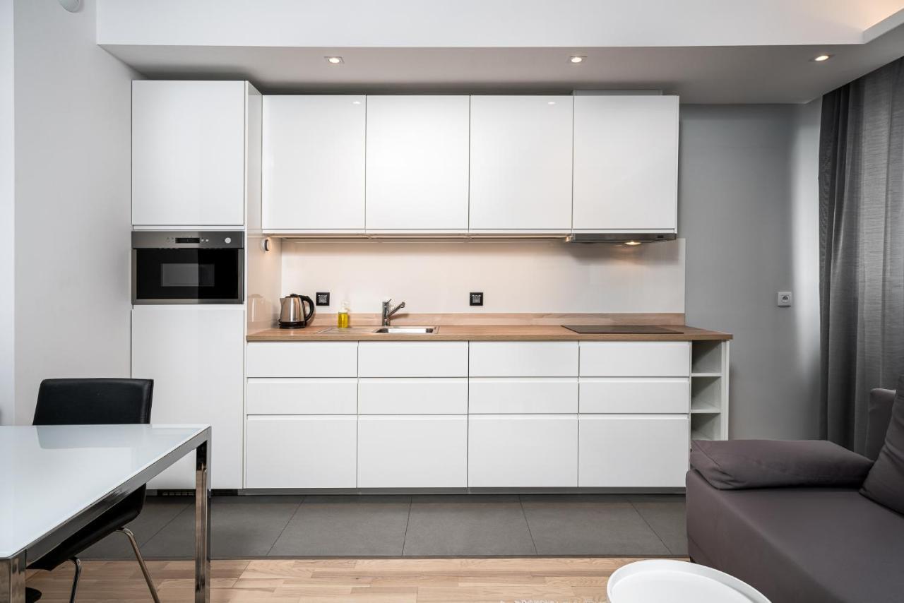 Rentplanet - Apartamenty Atal Tower ヴロツワフ エクステリア 写真