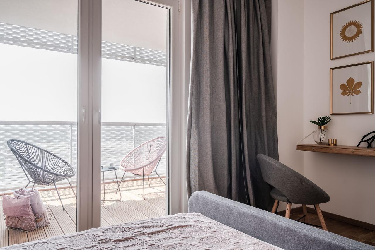 Rentplanet - Apartamenty Atal Tower ヴロツワフ エクステリア 写真