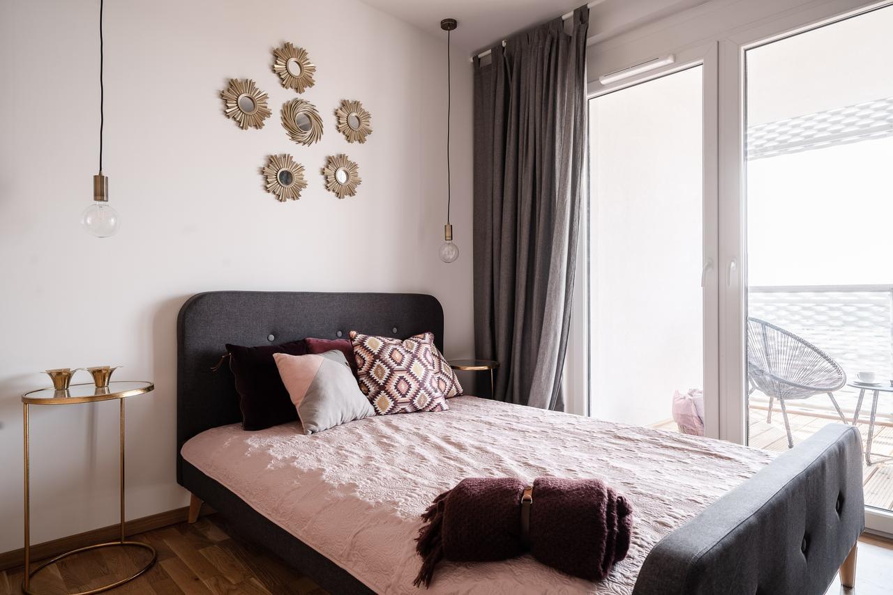 Rentplanet - Apartamenty Atal Tower ヴロツワフ エクステリア 写真
