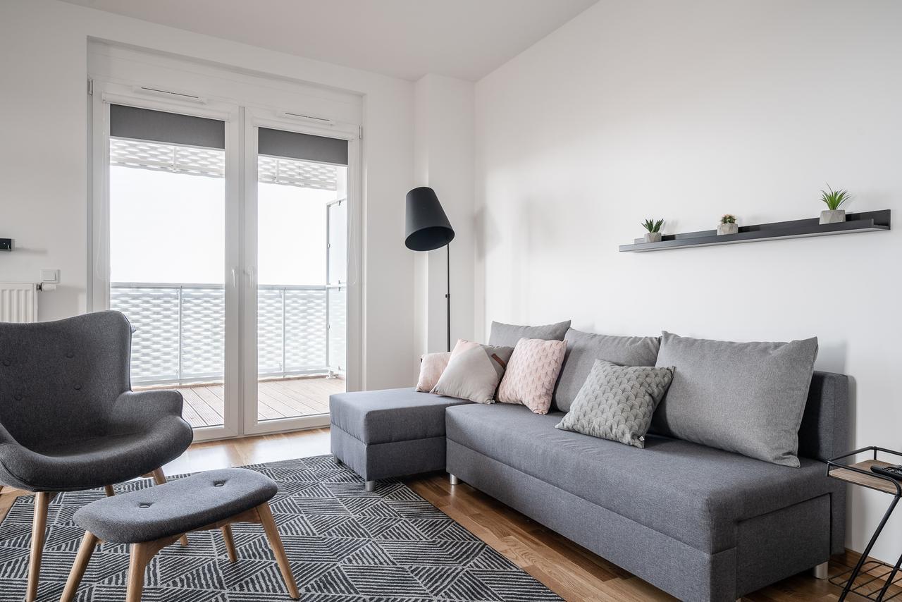 Rentplanet - Apartamenty Atal Tower ヴロツワフ エクステリア 写真