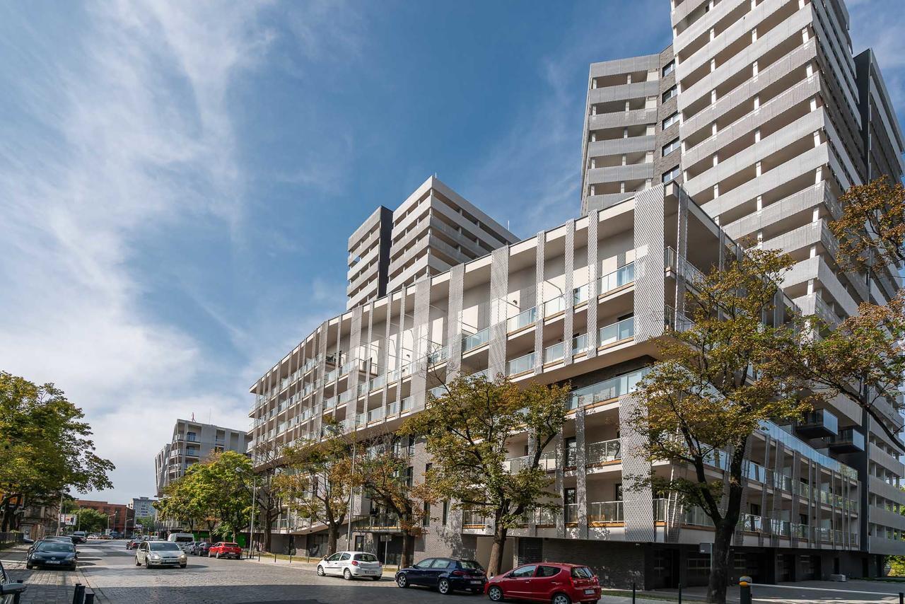 Rentplanet - Apartamenty Atal Tower ヴロツワフ エクステリア 写真